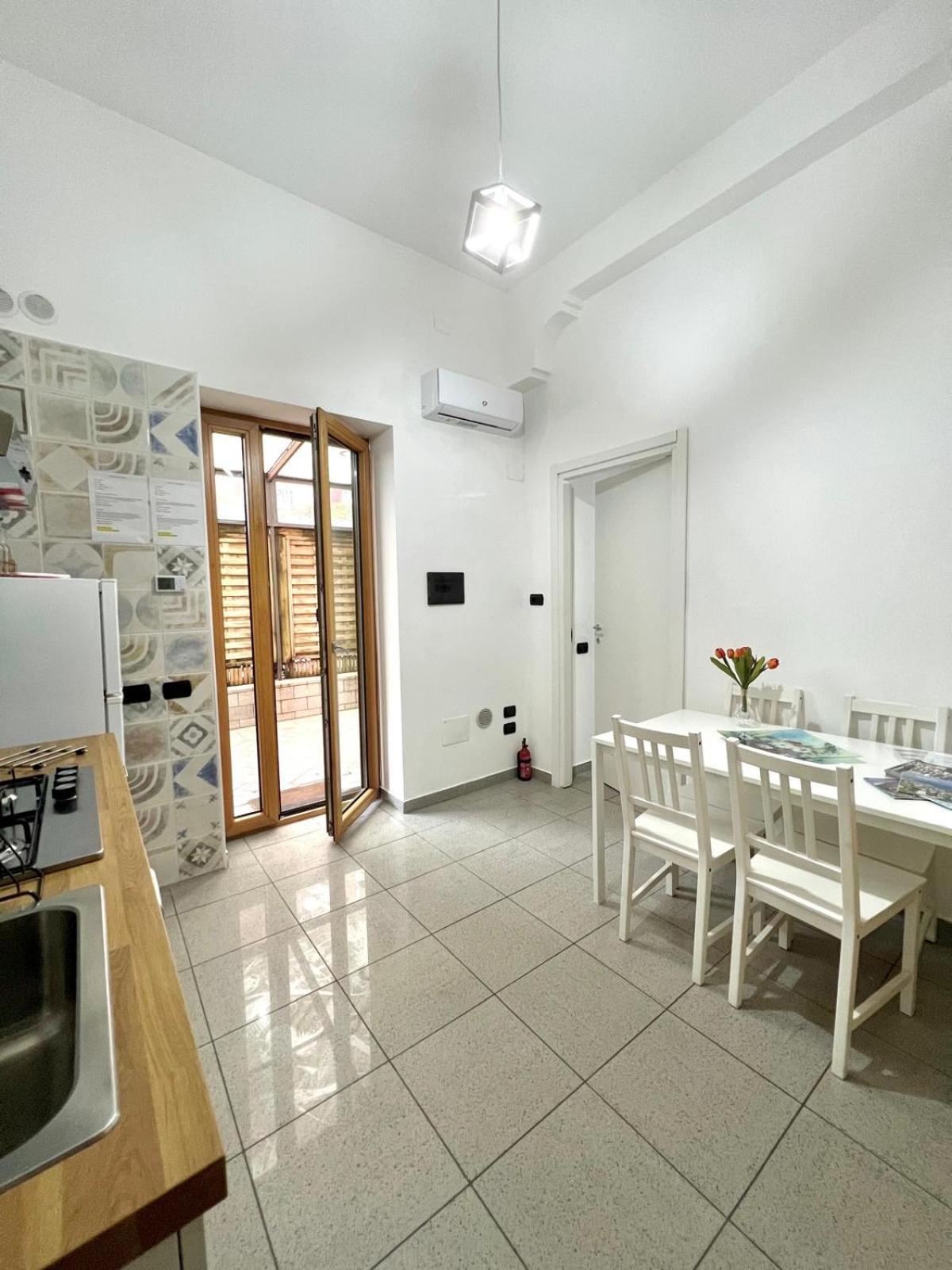 L' Intima Casina - Salerno & Amalfi Coast Cozy House Leilighet Eksteriør bilde